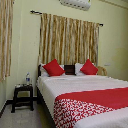 Oyo 42678 Hotel Vasantha Bhavanam Saver Kojambuttúr Kültér fotó