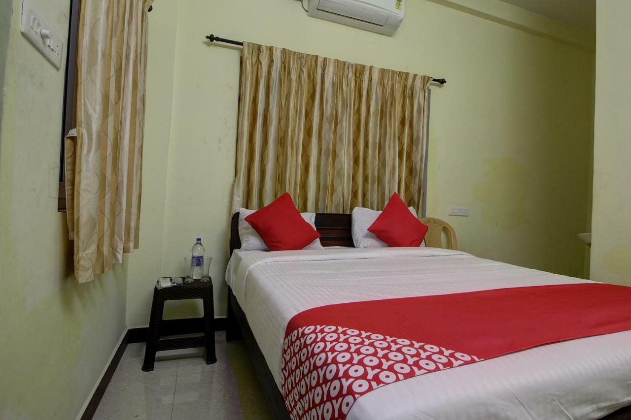 Oyo 42678 Hotel Vasantha Bhavanam Saver Kojambuttúr Kültér fotó